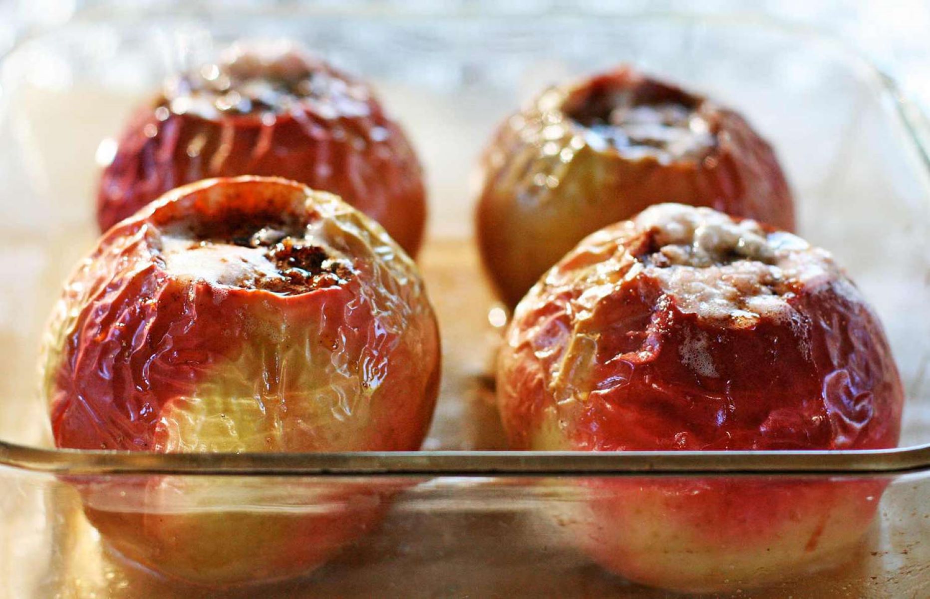 Delicious Baked Apples Stuffed With Fresh Fruits