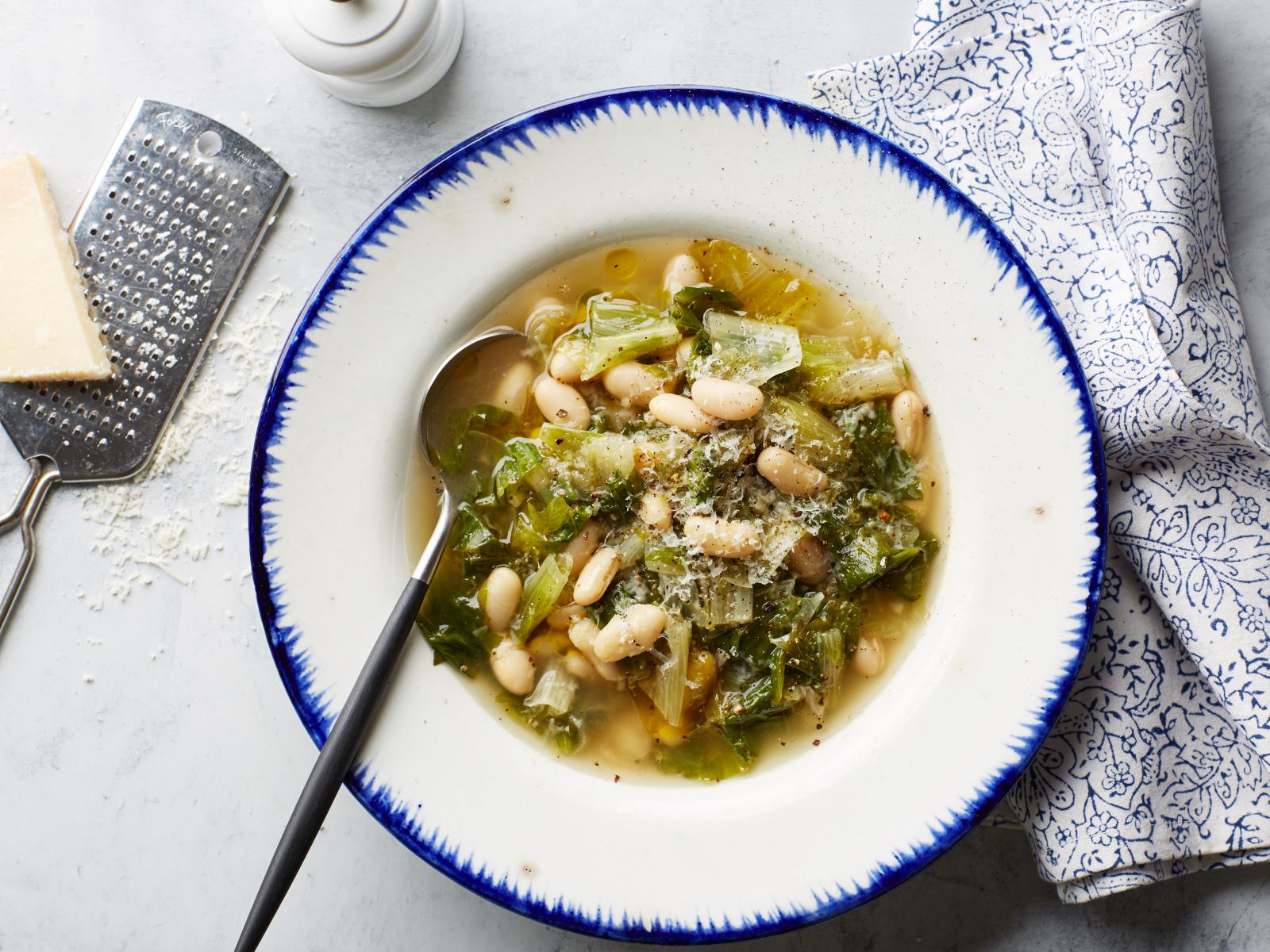 Delicious Escarole And Bean Recipe: A Mouthwatering Dish For Food Lovers