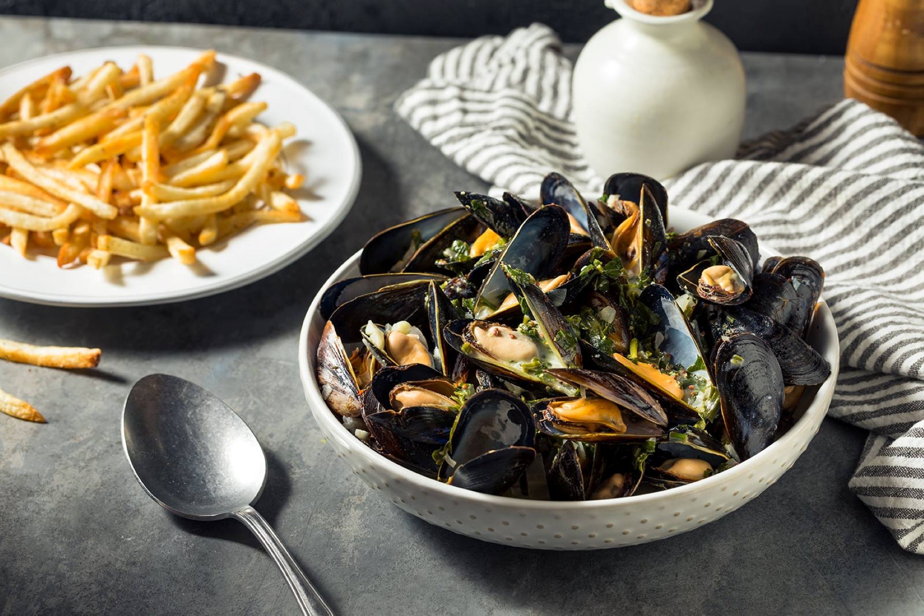 Discover The Exquisite Delicacy Of Belgium Mussels - A Must-Try Dish From Around The World
