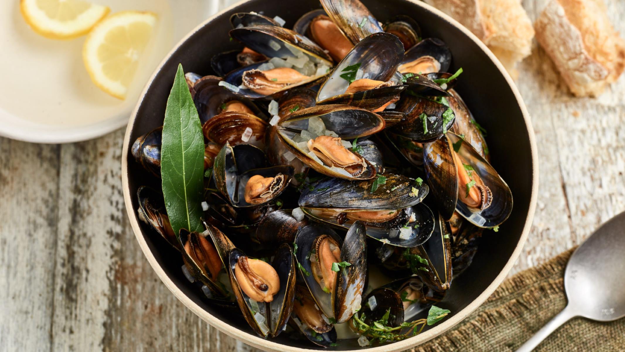 French Steamed Mussels - Moules Mariniere