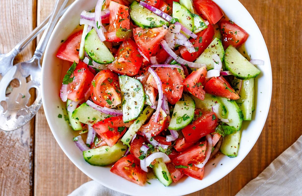 Healthy Tomato Cucumber Salad For Dieters